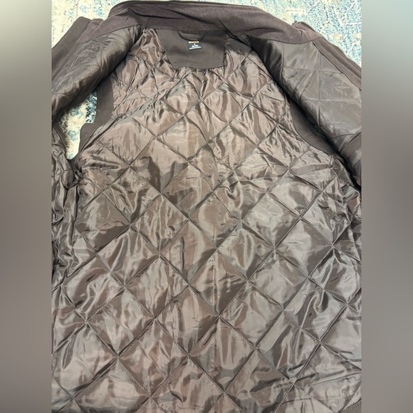 Brahma Men’s Vest - Picture 6 of 6